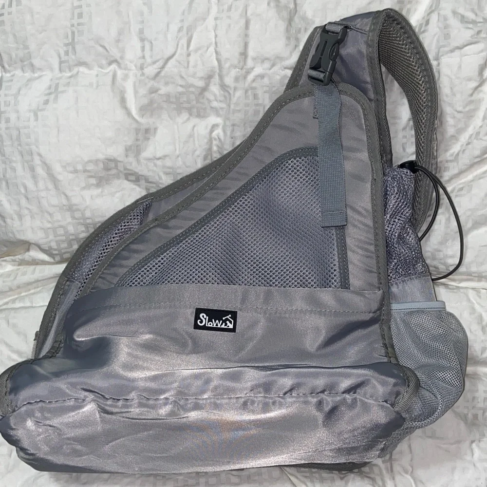 Nwot SLOWTON Pet Dog Sling Carrier, Hands Free Hard Bottom Papoose Small Animal